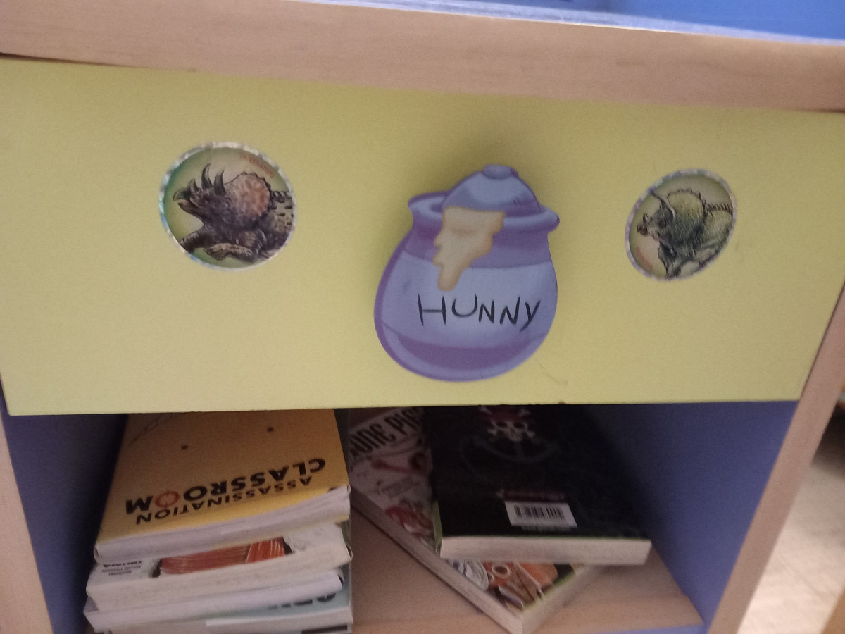 Illustration de VENDUE Chambre enfant Winnie l'ourson VENDUE 